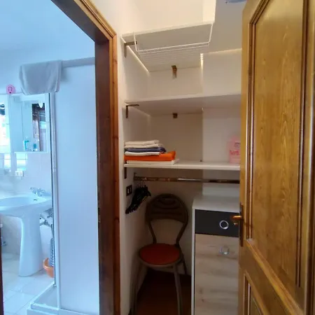 Breakfast Around The Mountains Apartamento Nebbiu