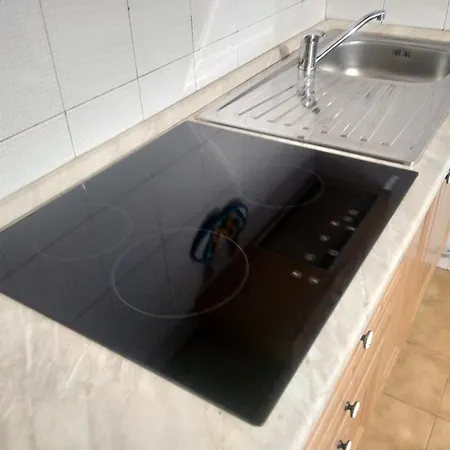 Breakfast Around The Mountains Apartamento *