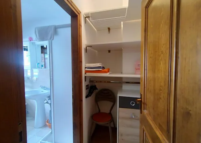 Breakfast Around The Mountains Appartamento Nebbiu