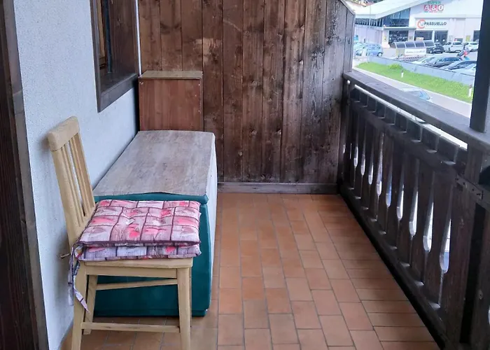 Breakfast Around The Mountains *